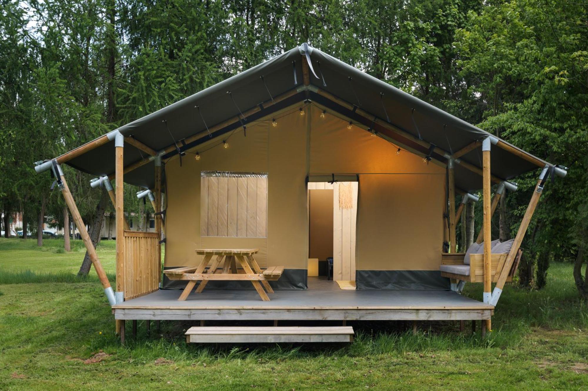 Camping 2000 Januv Dul Exteriör bild